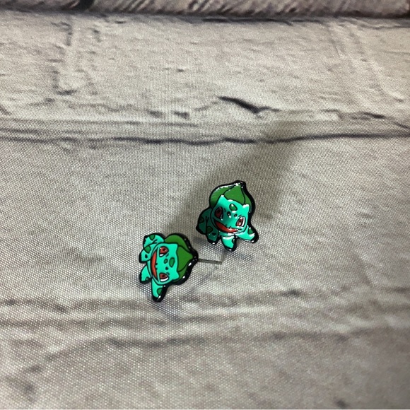 Poke-man Stud Earrings - Picture 2 of 6